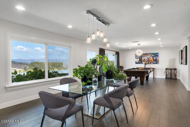 Building Photo - 4066 Calle Del Sol