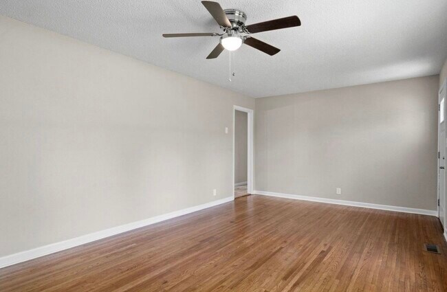 Building Photo - 131 Brandywine Dr