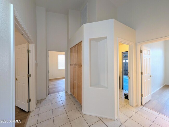 Building Photo - 3331 N Copenhagen Dr