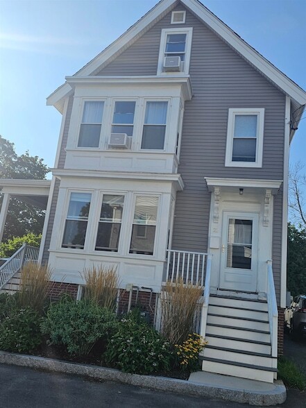 Building Photo - 23 Columbia Ct