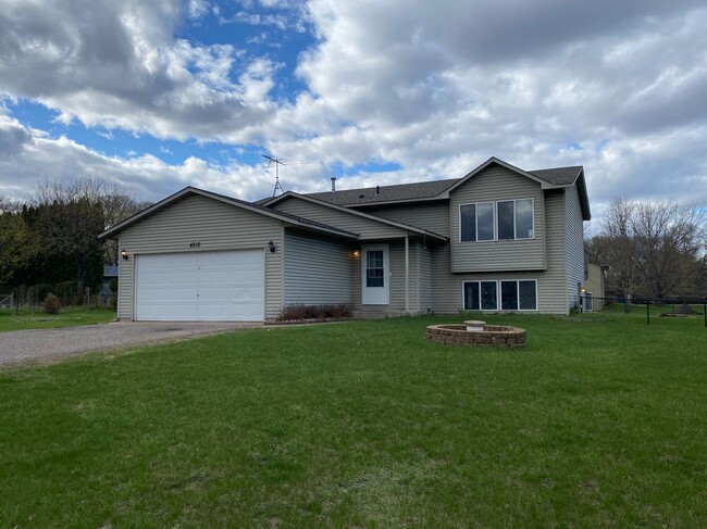 Building Photo - 4210 E Rum River Cir