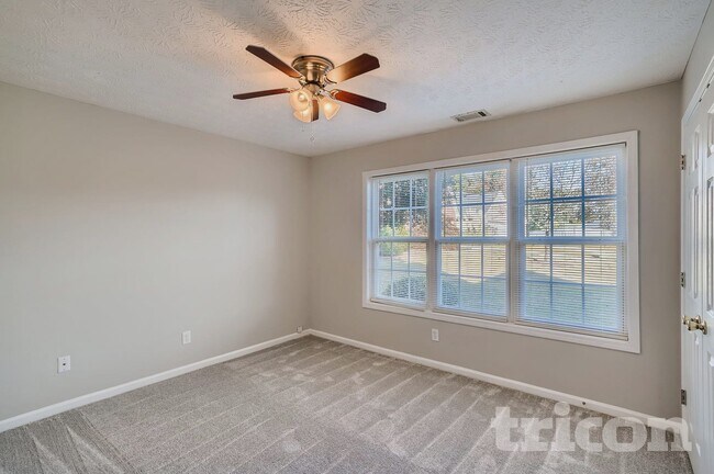 Building Photo - 1751 Stillbrook Way NE