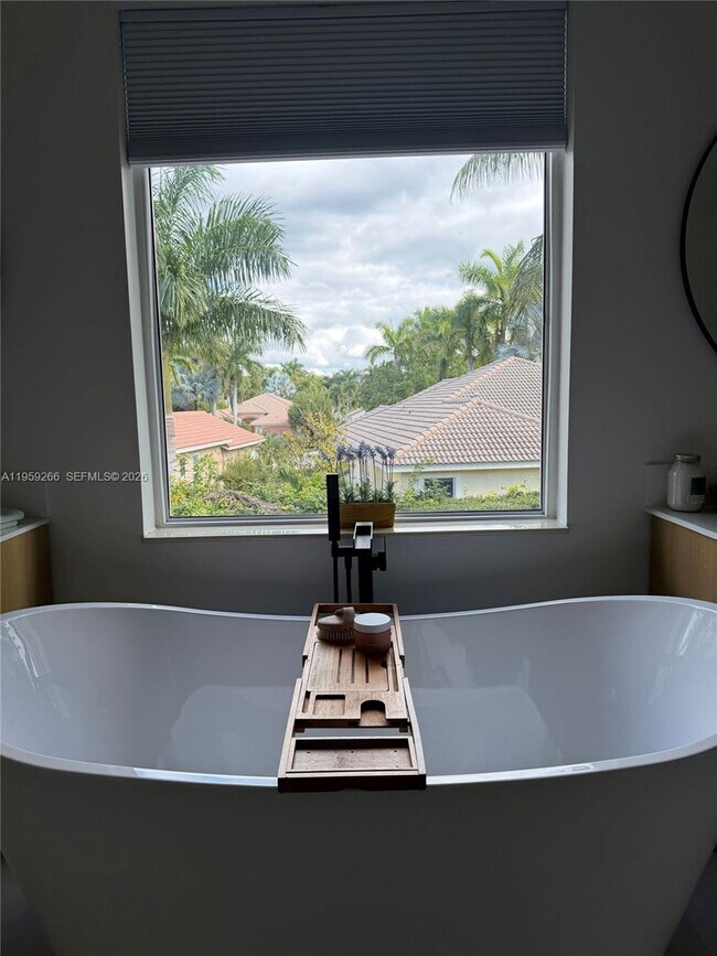 Building Photo - 1819 Mariners Ln