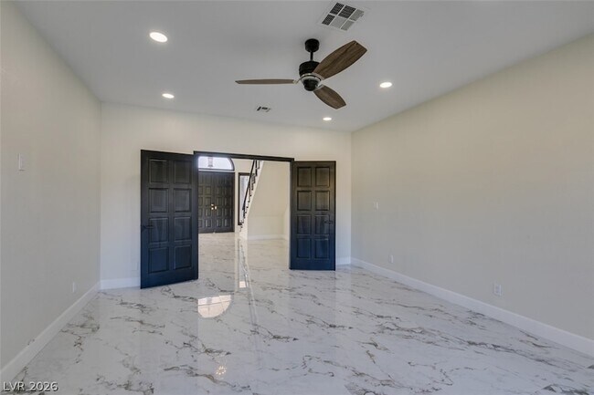 Building Photo - 7040 Obannon Drive