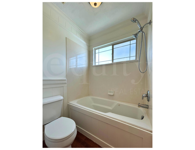 Building Photo - 8045 N Plum Creek Dr
