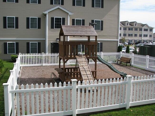 Building Photo - 80 Sentinel Court