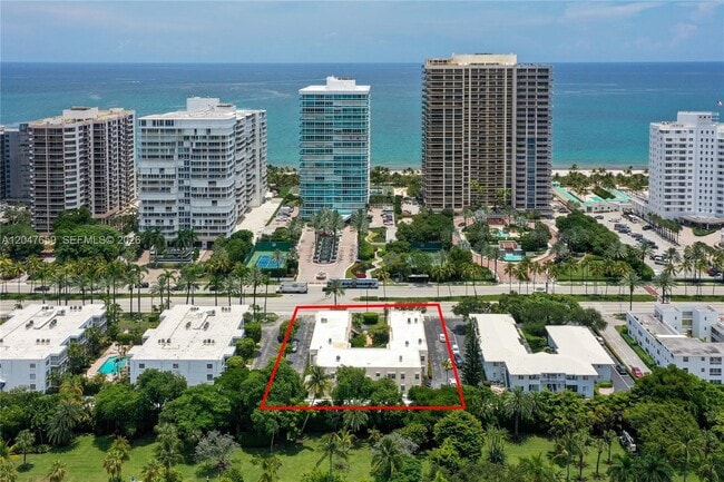 Building Photo - 9940 Collins Ave