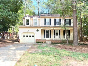 Building Photo - 4 Bedroom Single Family Home in Cary - No HOA