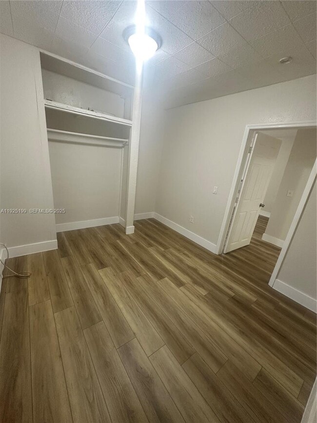 Building Photo - 36 NE 60th Terrace