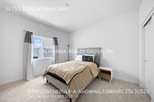 Building Photo - 34751 Ribbon Grass Way
