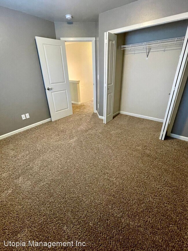 Building Photo - 3 br, 2.5 bath House - 353 Holland Ave.