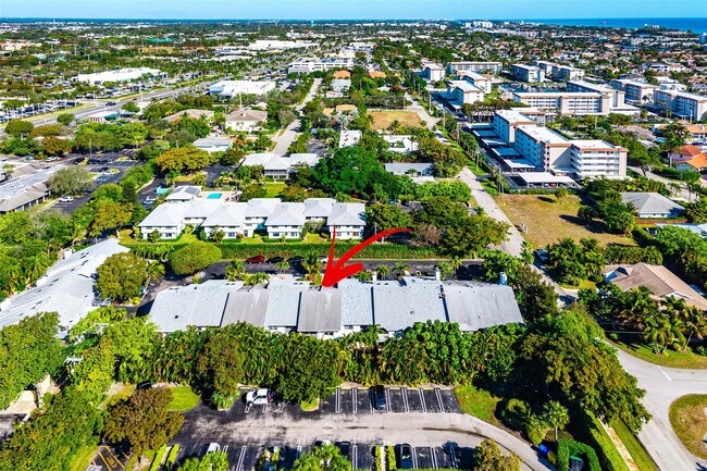 Building Photo - 2940 Florida Blvd