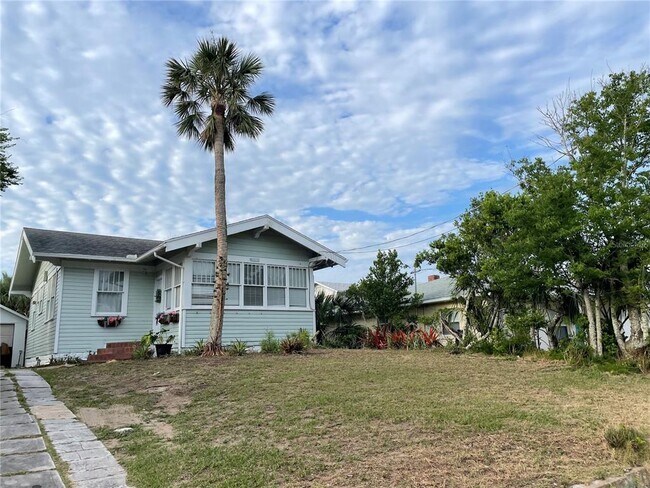 Primary Photo - 506 Ora St
