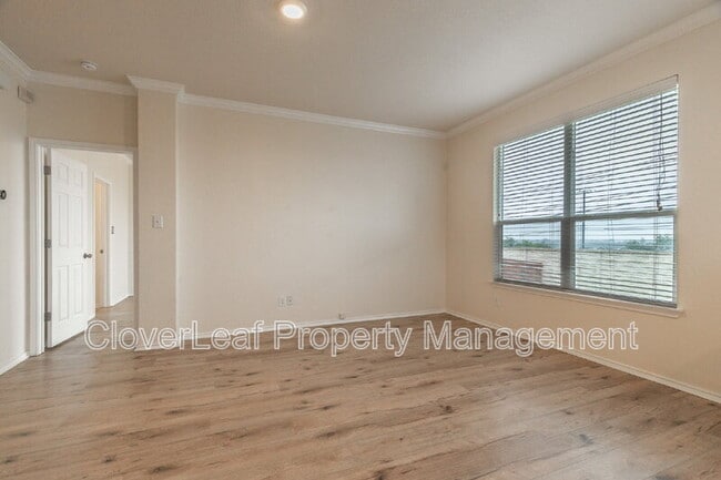 Building Photo - 12119 Sugarberry Way