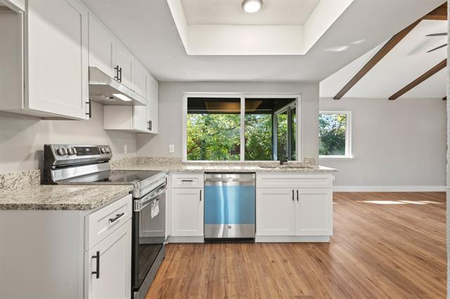 Building Photo - 124 Bowling Green Cir