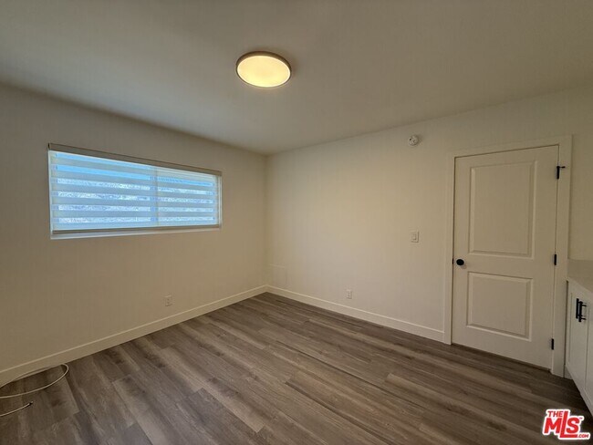 Building Photo - 3707 S Canfield Ave