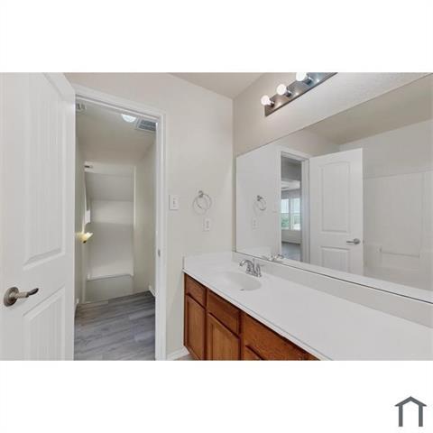 Building Photo - 3612 Dove Ln