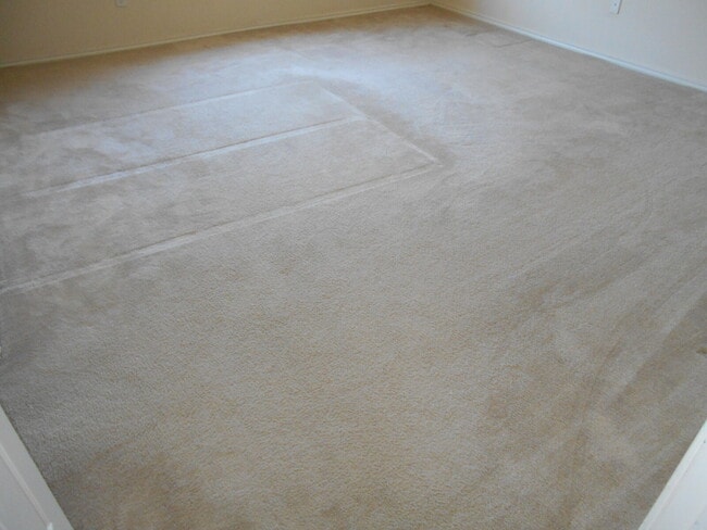 Building Photo - 521 N Juneau Ave