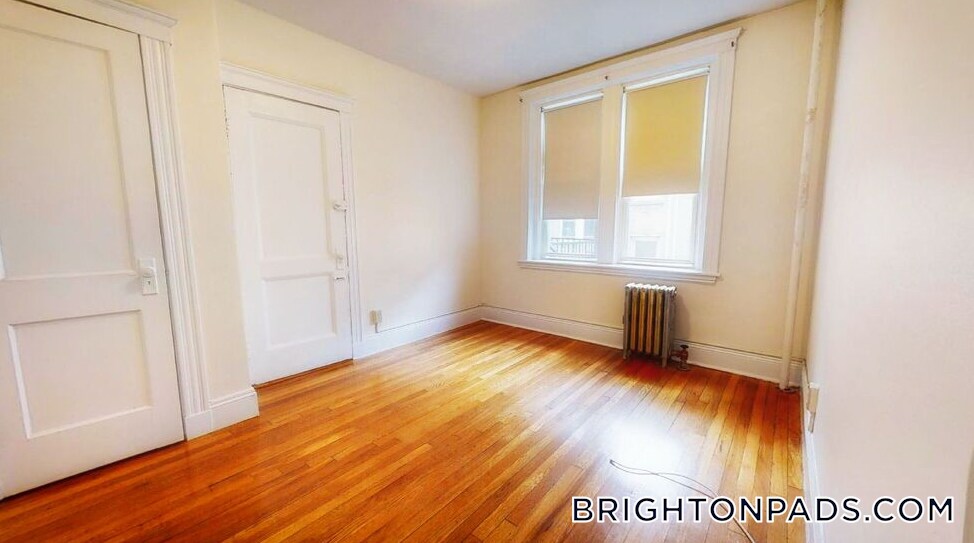 Building Photo - 135 Washington St