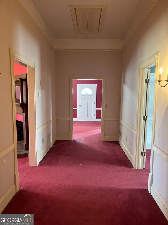 Building Photo - 9495 GA-54