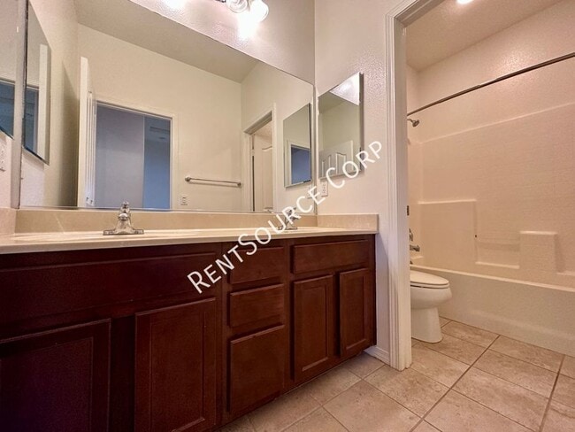 Building Photo - 28383 Esplanada Dr