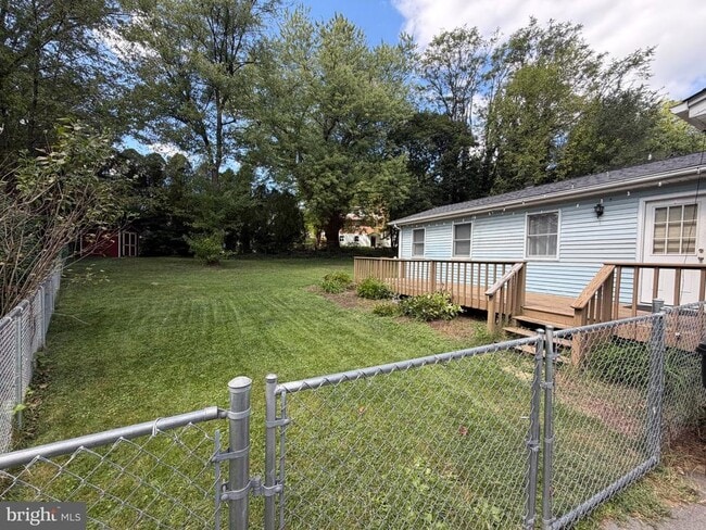 Building Photo - 23 Montague Cir