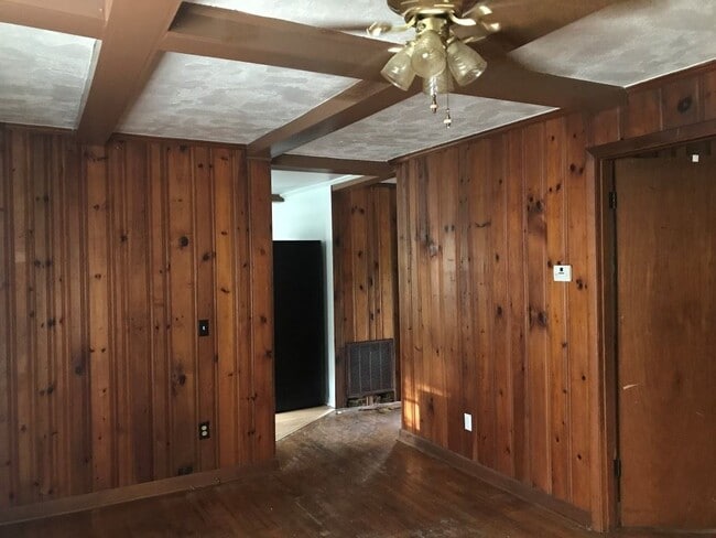 Building Photo - 4387 8th Ave N