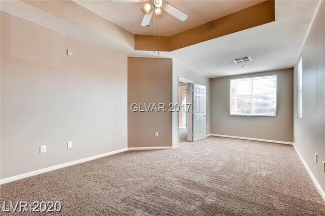 Building Photo - 23 E Agate Ave