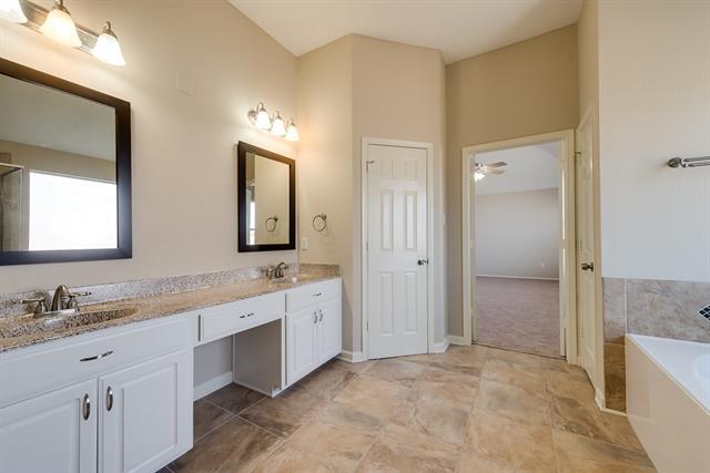 Building Photo - 401 Preston Oaks Dr