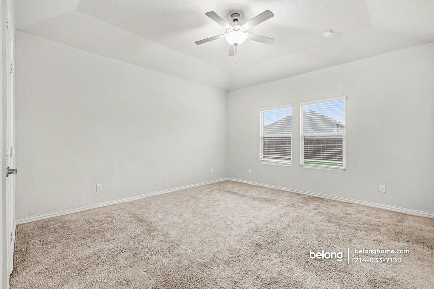 Building Photo - 3416 Kingsview Dr