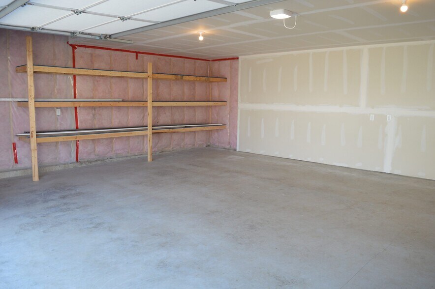 Building Photo - 4832 Lacy Rd