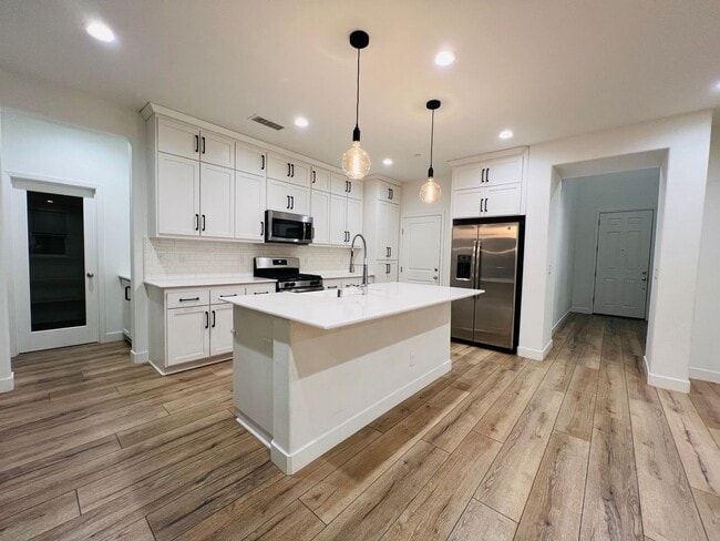 Building Photo - Tesoro Viejo Home- this is home and the community is unlike anything you've experienced before!