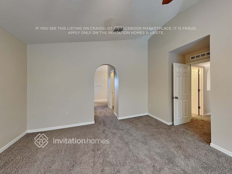 Building Photo - 16537 Corner Lake Dr