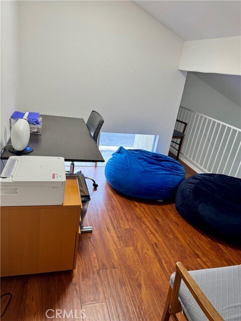 Building Photo - 16 Brookmont