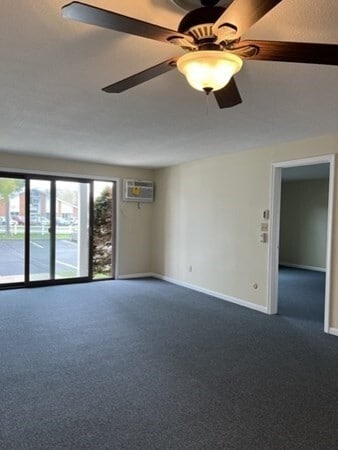 Building Photo - 740 Farm Rd