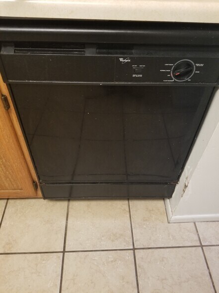 Dishwasher - 17828 Park Ave