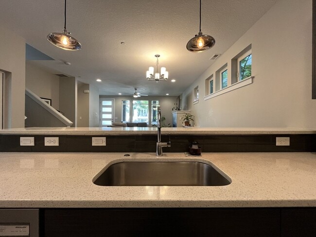 Building Photo - Spacious 2,511 Sq Ft Wilsonville Townhome with Vaulted Loft, Modern Kitchen & Attached Two-Car Ga...