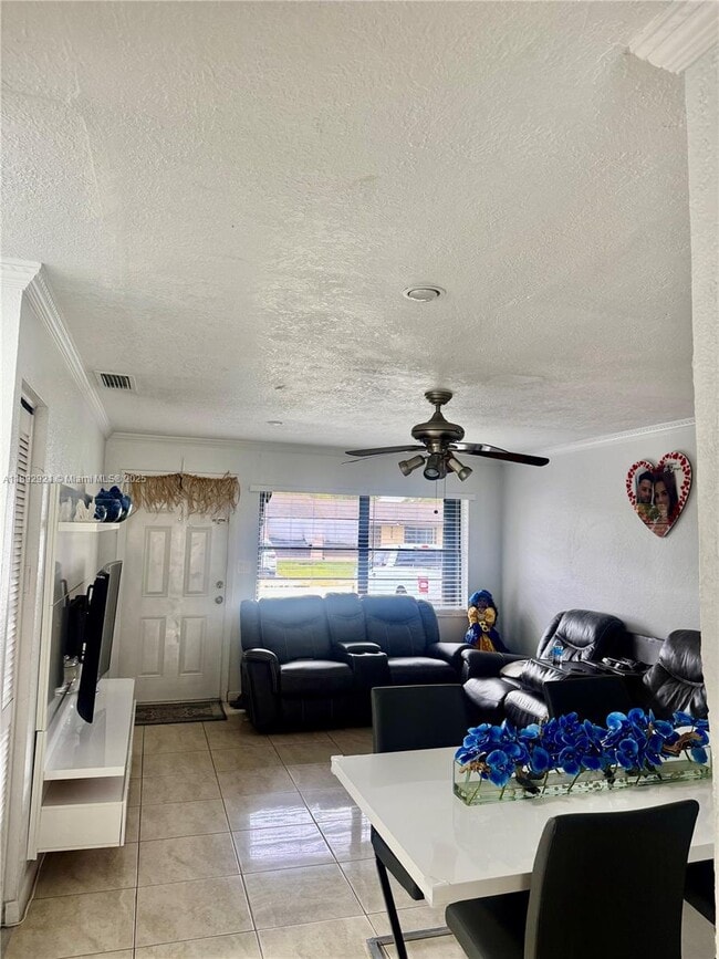 Building Photo - 4848 SW 135th Pl