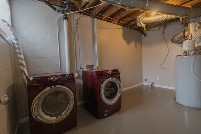 Building Photo - 14 Britten Cir