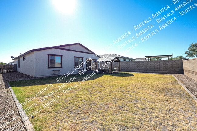 Building Photo - 13176 W Roy Rogers Rd