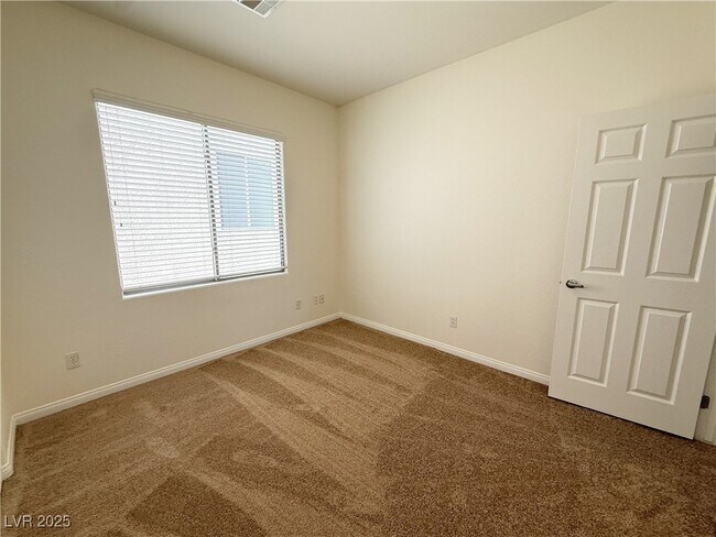 Building Photo - 9101 Dorrell Ln