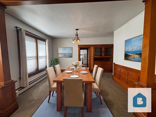 Building Photo - 1336 N Weber St