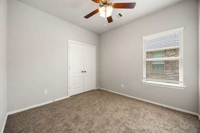 Building Photo - 8511 Balding Dr