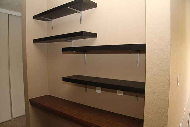 Building Photo - 2 Bedroom 2 Bath Condo in Central Fremont