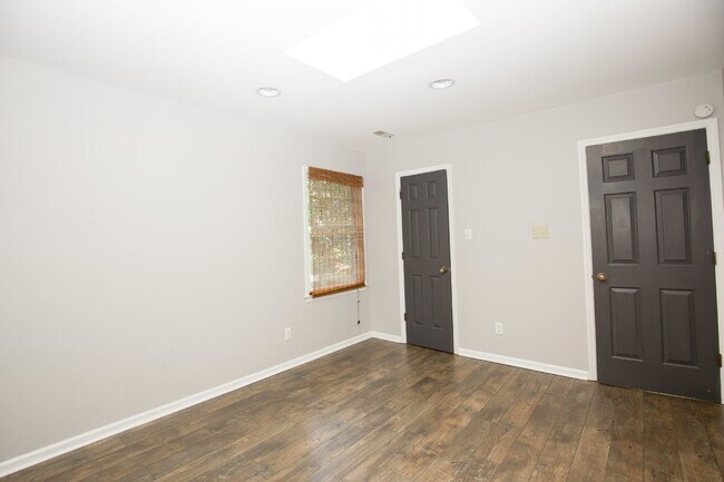 Building Photo - "3-Bedroom Home on Fox Hunt Lane in Southern Pines – Cozy Living Awaits!"