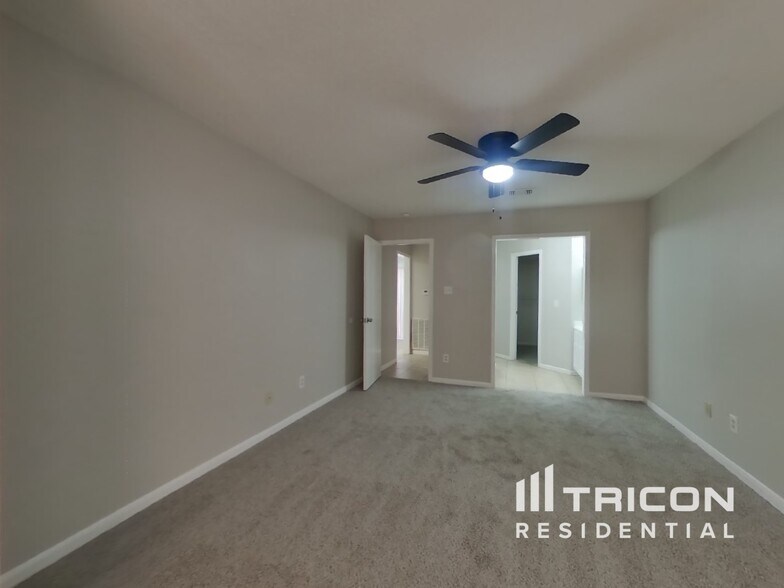 Building Photo - 6807 Enns Ln