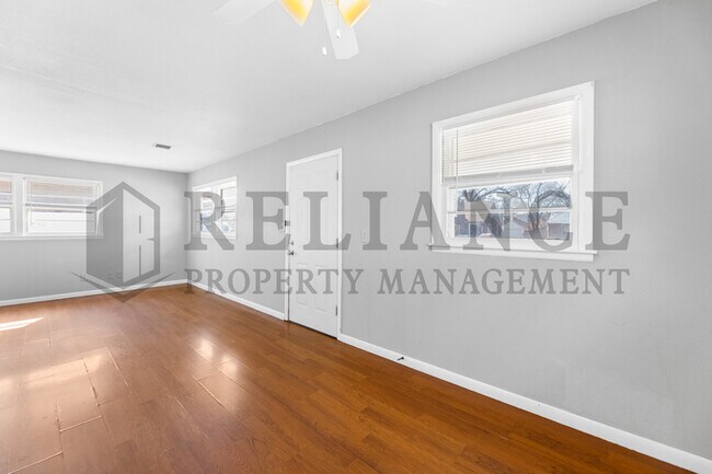 Building Photo - 542 S Marcilene Ter
