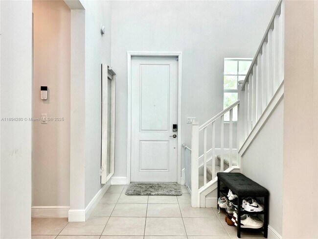 Building Photo - 1101 Azul Ct