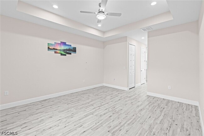 Building Photo - 4707 6th St W
