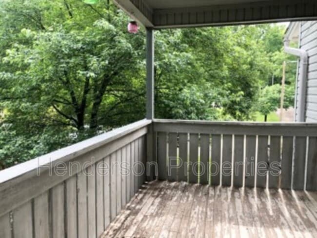 Building Photo - 1722 Hunters Trail